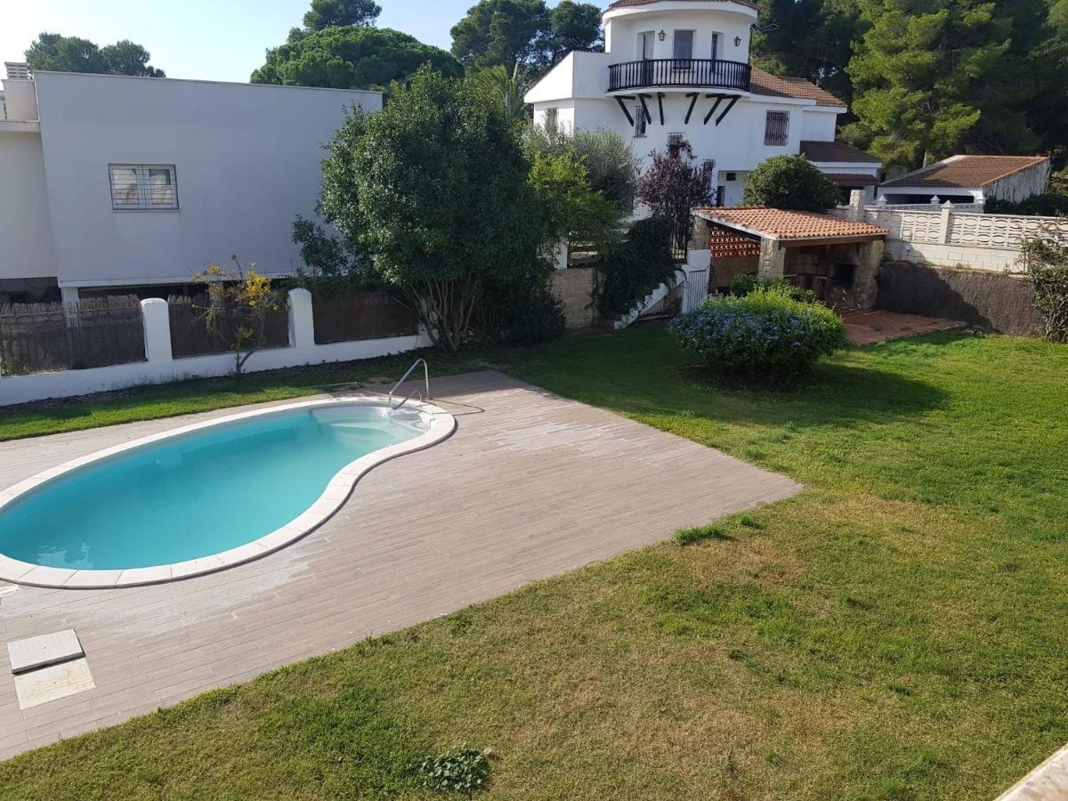 Villa Privada La Pedrereta ซาลอว์ ภายนอก รูปภาพ