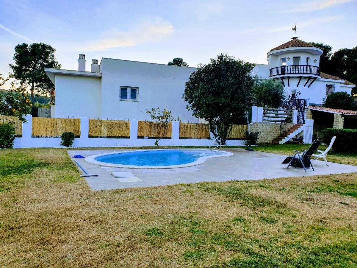 Villa Privada La Pedrereta ซาลอว์ ภายนอก รูปภาพ