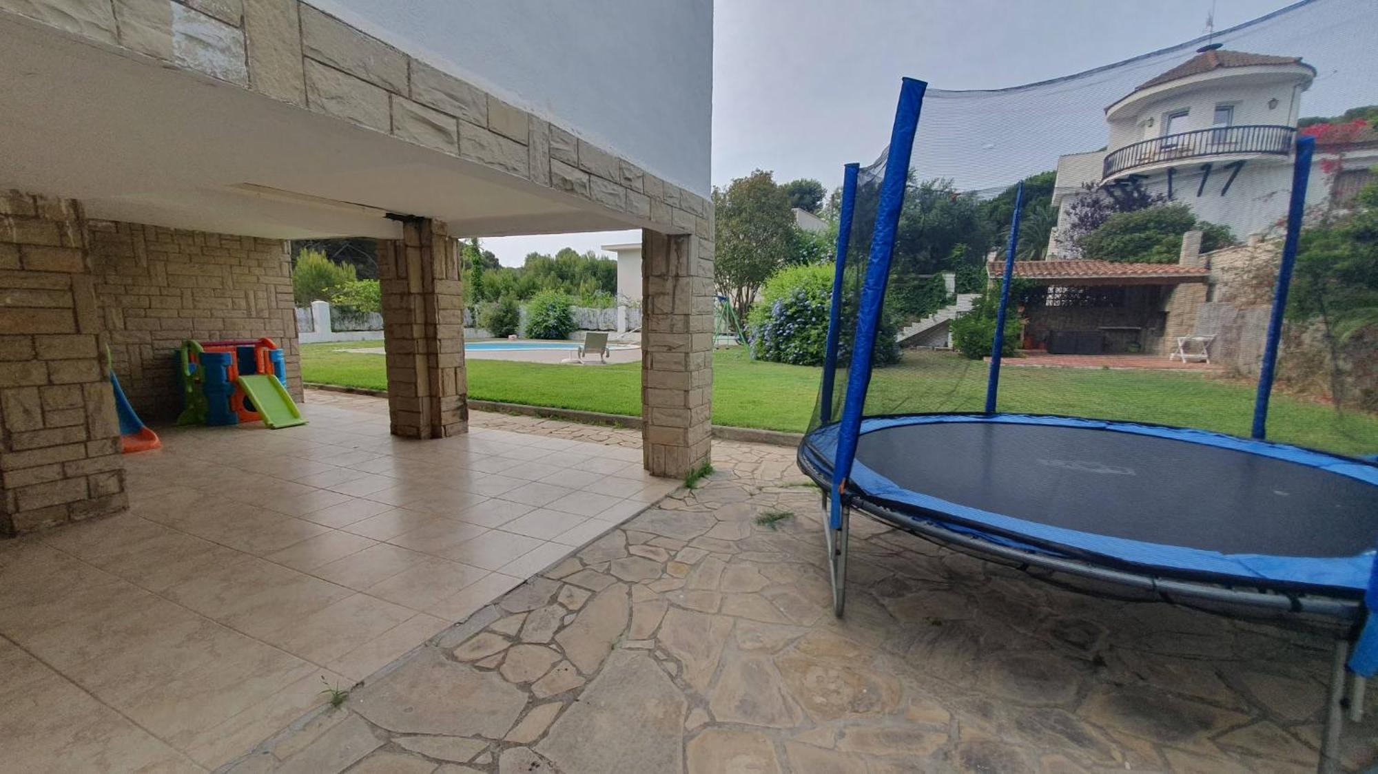 Villa Privada La Pedrereta ซาลอว์ ภายนอก รูปภาพ